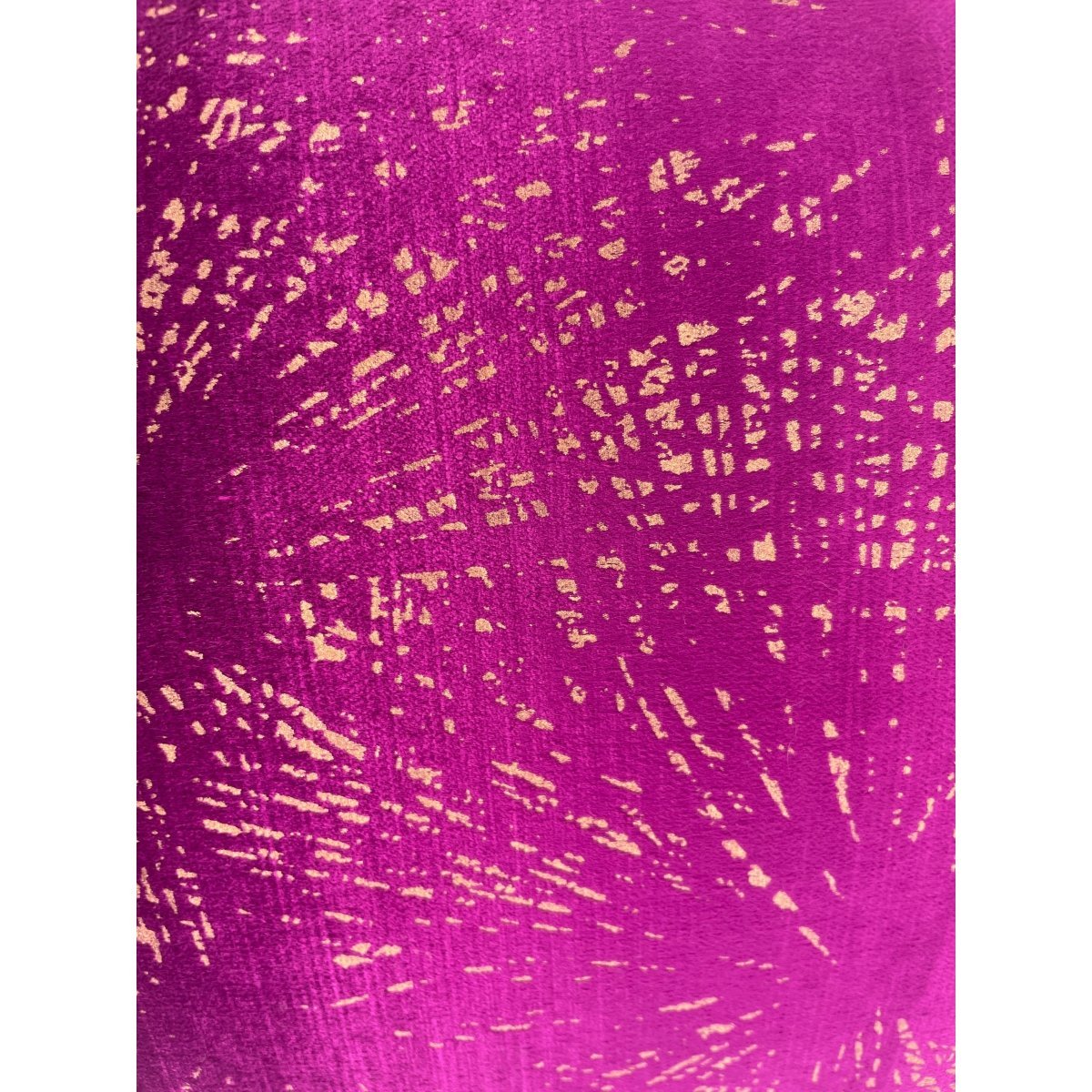 Magenta Me Crazy - Ederra Home